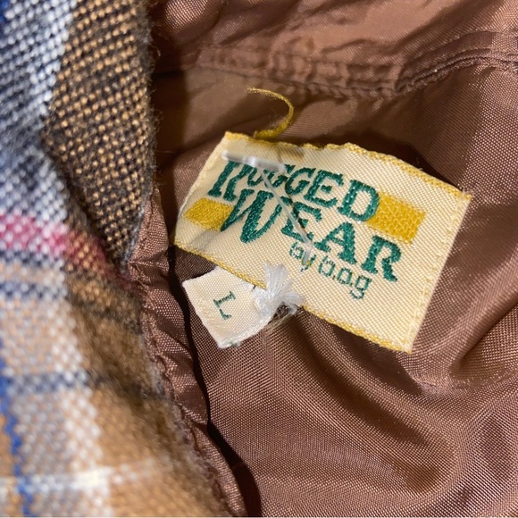 Vintage Men's RUGGED WEAR B.O.G. Flannel Shirt Maroon and Black Plaid Shacket. - Picture 3 of 5